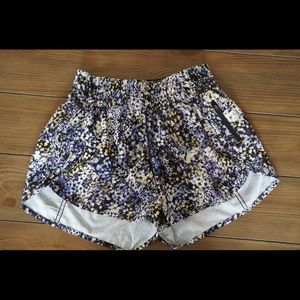 Lululemon shorts sz 6